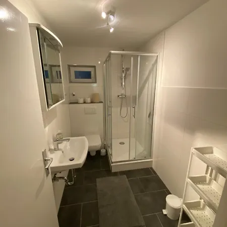 公寓 Work And Sleep 5 Bis 6 Pers Voll Ausgestattet Und Frisch Renoviert D5 *