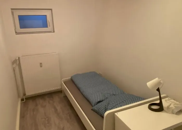 Lejlighed Work And Sleep 5 Bis 6 Pers Voll Ausgestattet Und Frisch Renoviert D5 Dortmund