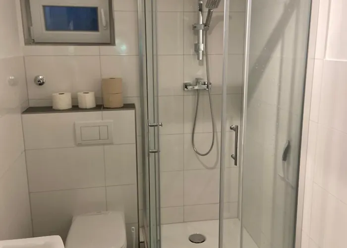 Work And Sleep 5 Bis 6 Pers Voll Ausgestattet Und Frisch Renoviert D5 *